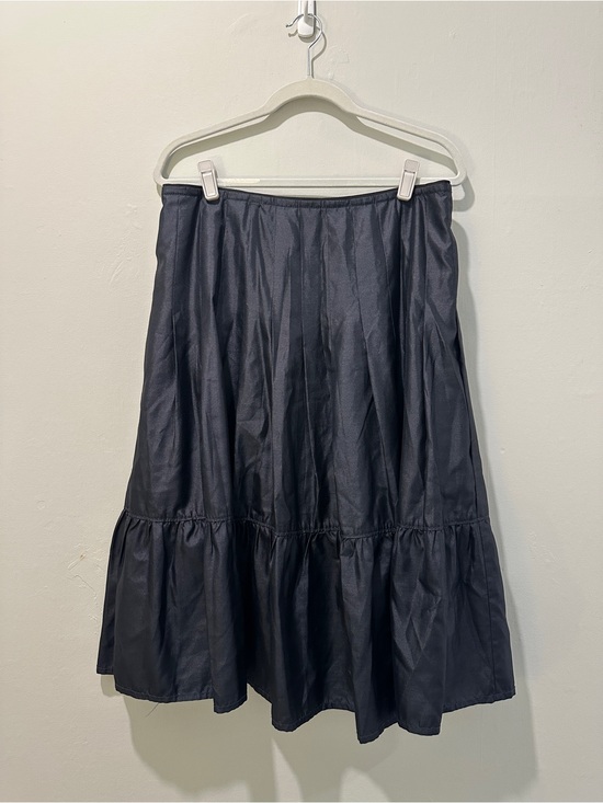 Banana Republic Dresses & Skirts - Banana Republic Black Tiered A-Line Skirt
